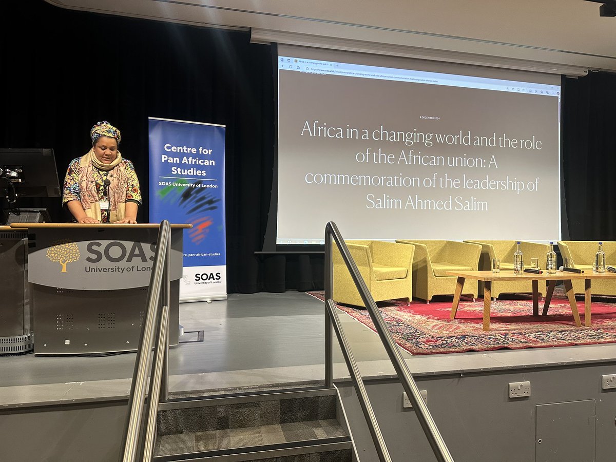 CAS_SOAS's tweet photo. Welcoming remarks from @IdaHadjivayanis, Chair Centre of African Studies
@SOAS
#SASLectureseries https://t.co/ohwrQ5XXqK