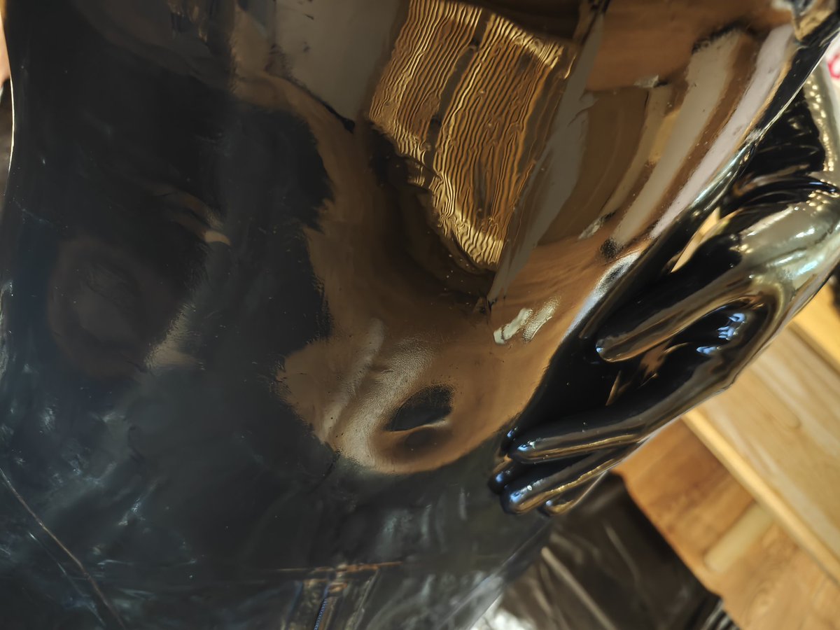 放点随手拍的，
肚脐眼凹下去真的好涩的