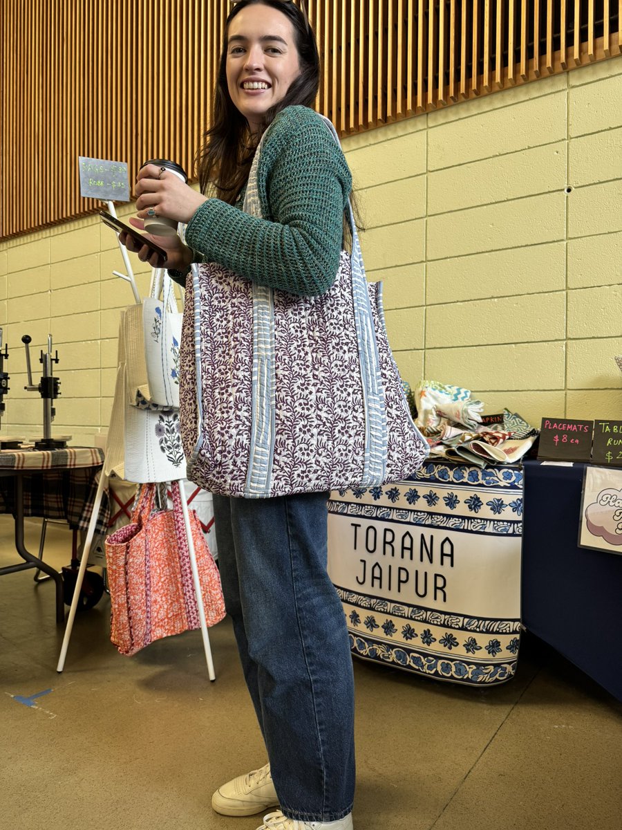 Pvrrat's tweet image. Had the most amazing weekend exhibiting Torana Jaipur! 
Sharing the beauty of handblock printing here in San Francisco is a joy. Grateful to celebrate and showcase the art we grew up with. 

#ToranaJaipur #HandblockPrinting #ArtisanLove