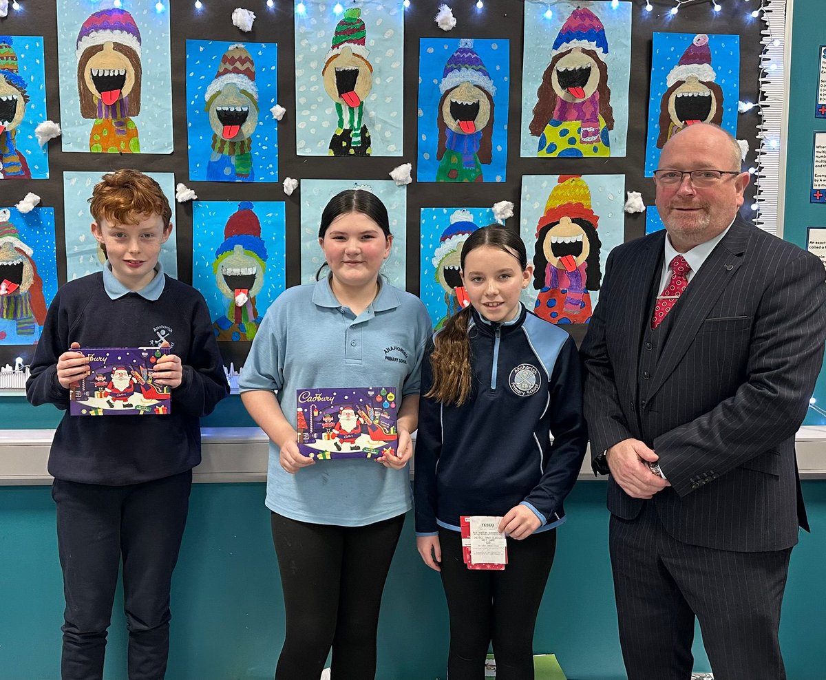 spxbstudies's tweet photo. Enterprise Week Competition - thanks to Mr Friel @PrincipalPiusX and the Year 8 students for making the presentations to Anahorish, Loup, New Row and Ballymaguigan PS students! Well done everyone 👏🏼👏🏼@spxcollege @spxks3 https://t.co/ovq5LcyBRZ