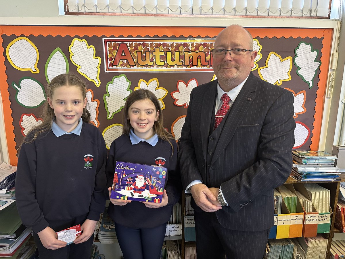 spxbstudies's tweet photo. Enterprise Week Competition - thanks to Mr Friel @PrincipalPiusX and the Year 8 students for making the presentations to Anahorish, Loup, New Row and Ballymaguigan PS students! Well done everyone 👏🏼👏🏼@spxcollege @spxks3 https://t.co/ovq5LcyBRZ