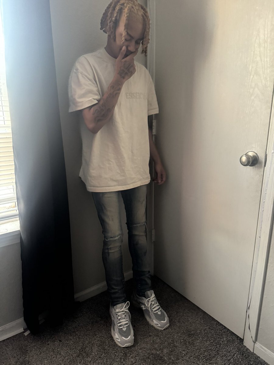 keny4kt's tweet photo. Shawty get wimmie https://t.co/CV0QQEoxev