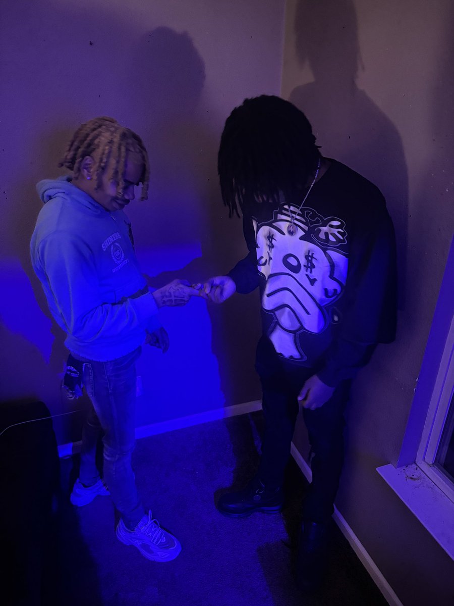 keny4kt's tweet photo. Shawty get wimmie https://t.co/CV0QQEoxev