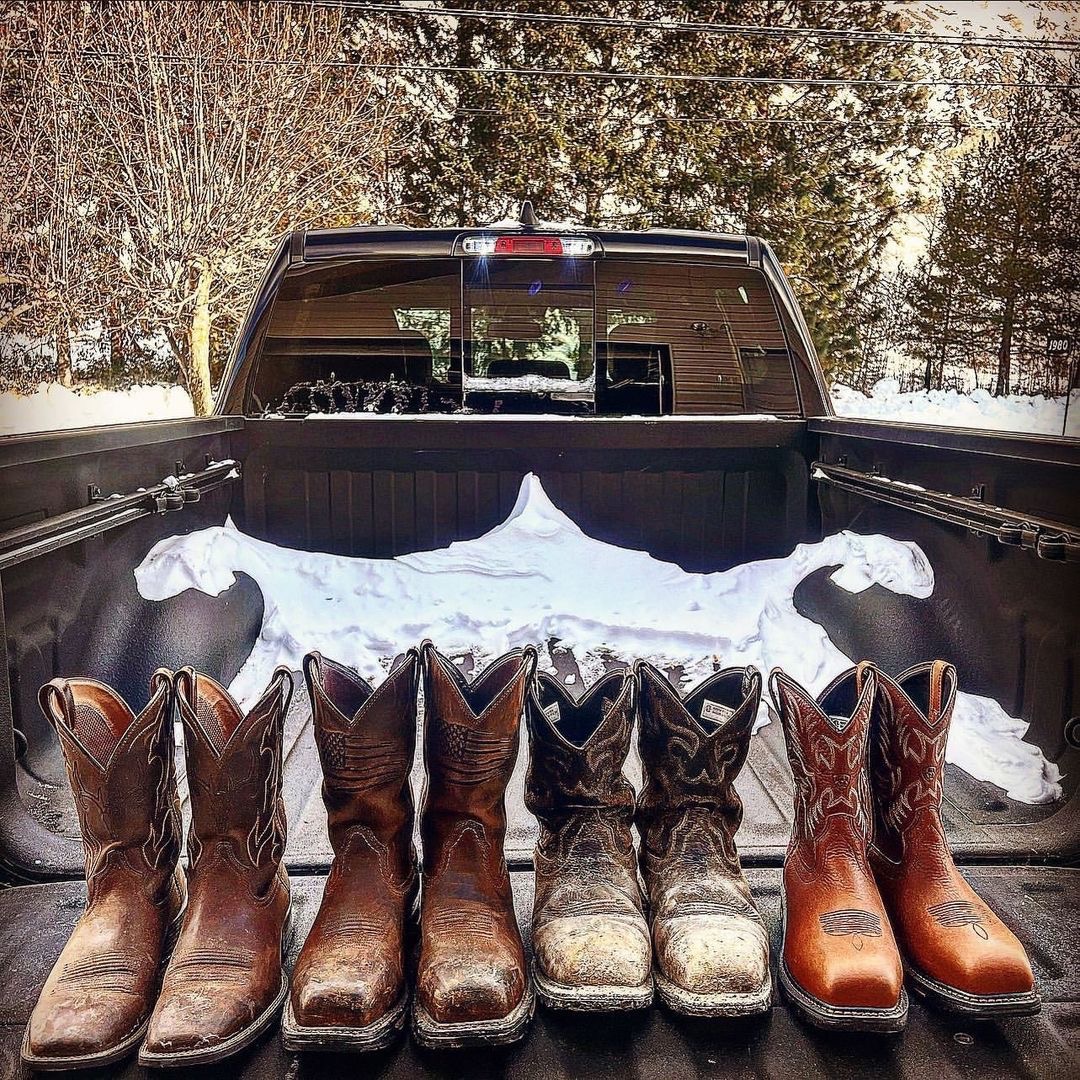 Ariat's tweet image. What's in your Ariat boot lineup? #AriatWork

PC: IG @ inked_workingclass