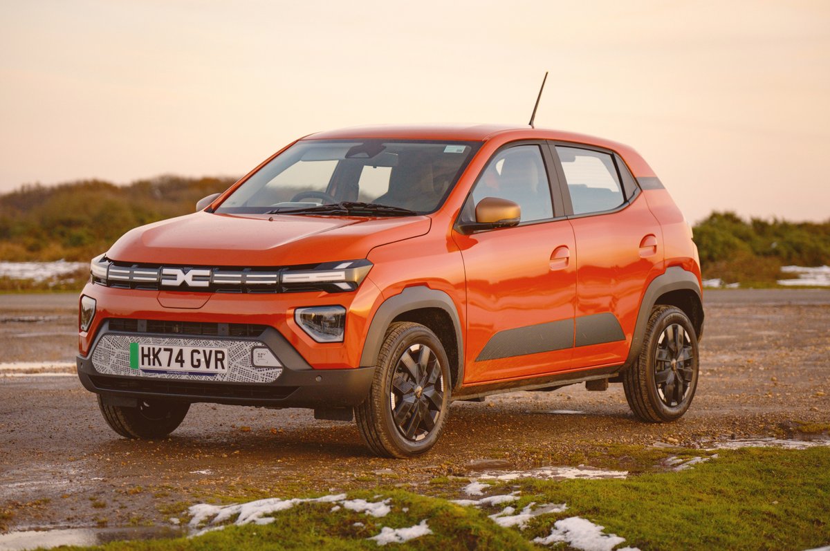 🍃 Go green and save big! Until the 16th December, the All-New Dacia Spring Expression is available with an incredible 0% APR*!

😍 Don't miss out - secure yours now! 

*T&amp;Cs Apply. Learn more here: ow.ly/YnLQ50UnCco

#Dacia #DaciaSpring #EV #ElectricCar