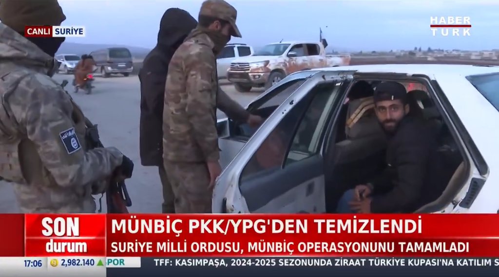 ScharoBajalan's tweet photo. Turkish state TV broadcasting live on the road between Arima and Manbij 

ISIS fighters are among the ranks of the Turkish led SNA. https://t.co/Bl0YK3gn3m