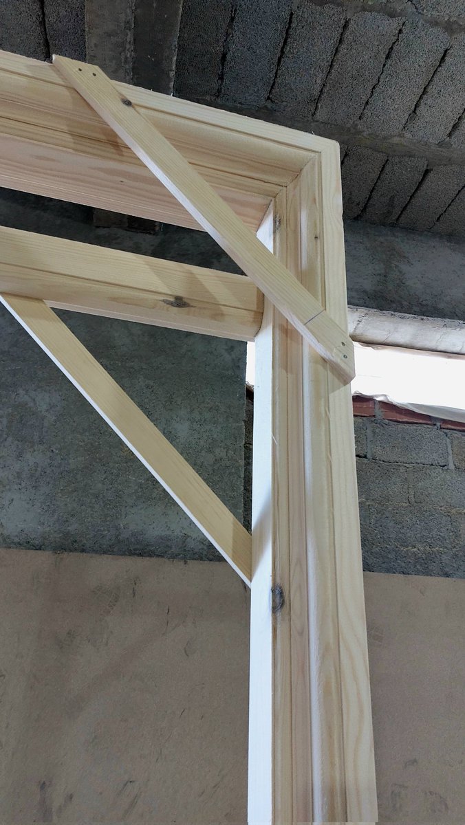 woodworkin83834's tweet photo. Crafting Precision: Handmade Wooden Frames in Progress #Woodworking #Carpentry #HandmadeCrafts #WoodworkArt #FrameDesign #Craftsmanship #MadeWithLove #WoodenFrames #WorkshopVibes https://t.co/Epvbgx1WAP