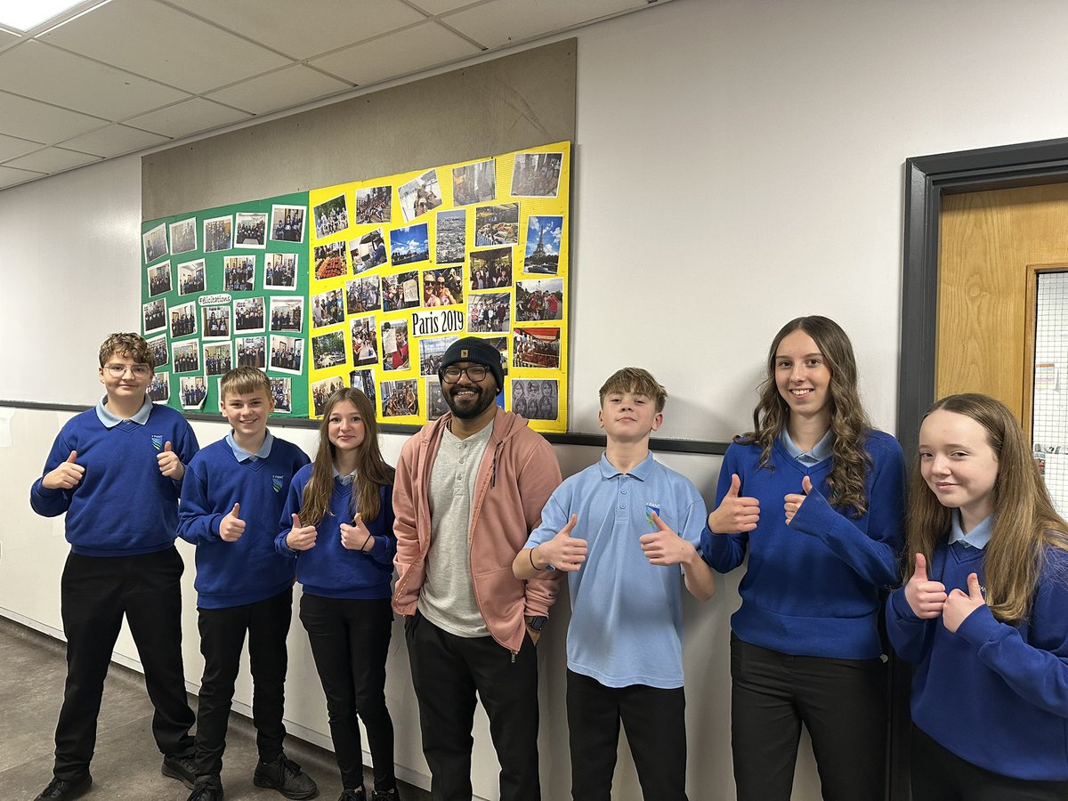 🇫🇷 MFL Y Pant 🇪🇸 (@mfl_ypant) on Twitter photo Another great mentoring session with Year 8. A huge thanks to Milan <a href="/MFLMentoring/">MFL Mentoring Cymru</a> <a href="/YPantSchool/">Y Pant School</a> <a href="/cardiffmlang/">Modern Languages</a> <a href="/SarahJRoseMFL/">SarahJRose</a> Another great mentoring session with Year 8. A huge thanks to Milan <a href="/MFLMentoring/">MFL Mentoring Cymru</a> <a href="/YPantSchool/">Y Pant School</a> <a href="/cardiffmlang/">Modern Languages</a> <a href="/SarahJRoseMFL/">SarahJRose</a>