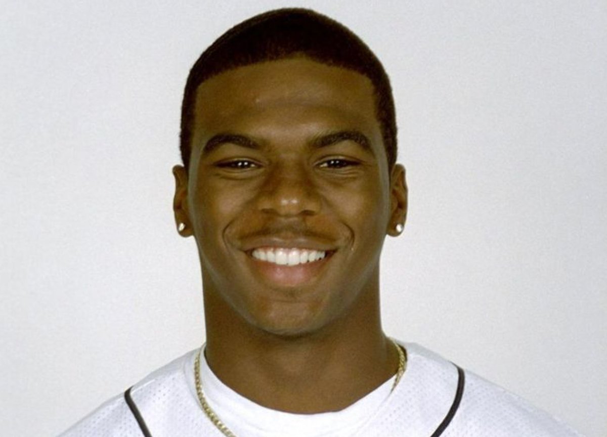 CoreyTheTruth87's tweet image. The injustice system of New York City has failed these innocent Black Men. Our lives matter too.

#SeanBell 🙏🏿🕊️
#EricGarner 🙏🏿🕊️
#JordanNeely 🙏🏿🕊️