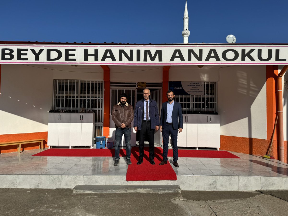 Tesdiyarbakir's tweet image. Şube Yönetim Kurulu üyelerimiz Ergani ilçemizde , 
#İlçe Milli Eğitim Müdürlüğü 
#Zübeyde Hanım Anaokulu
#Ergani Lisesi
#Şehit Lütfü Gün MTAL
#Şehit Zeki Şenoğlu Ortaokulu nu ziyaret etti.