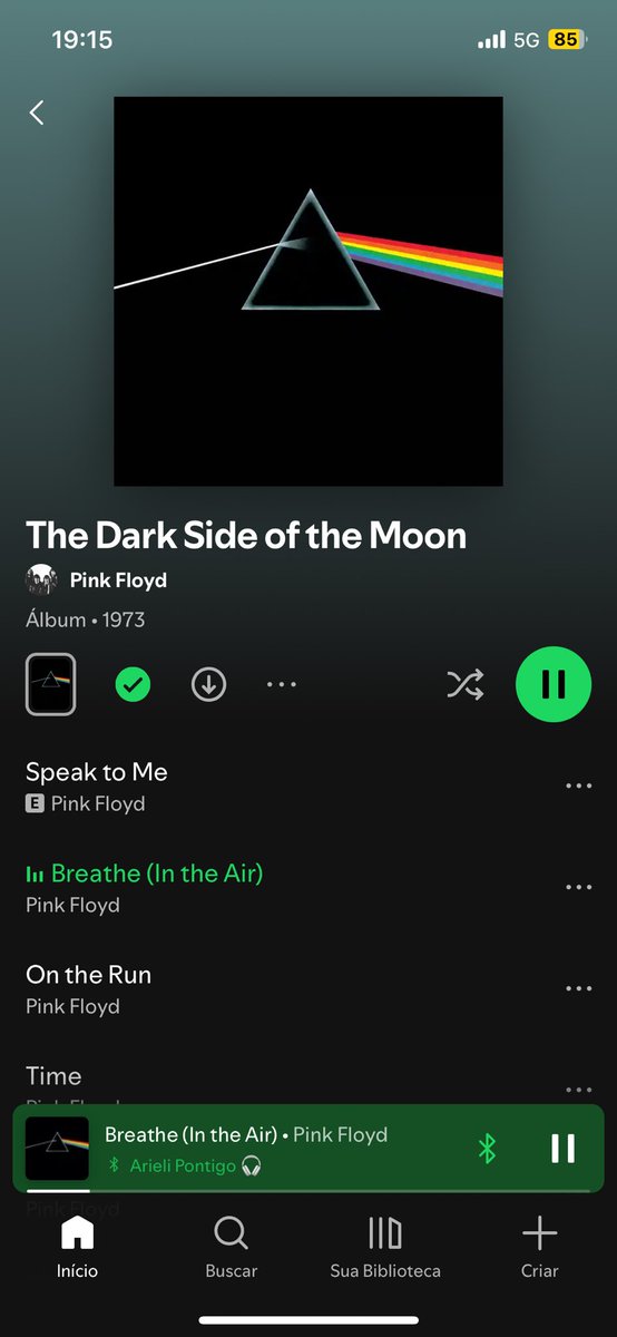 workshakira's tweet photo. Esse álbum é divino. https://t.co/8N1NoyQ2W9