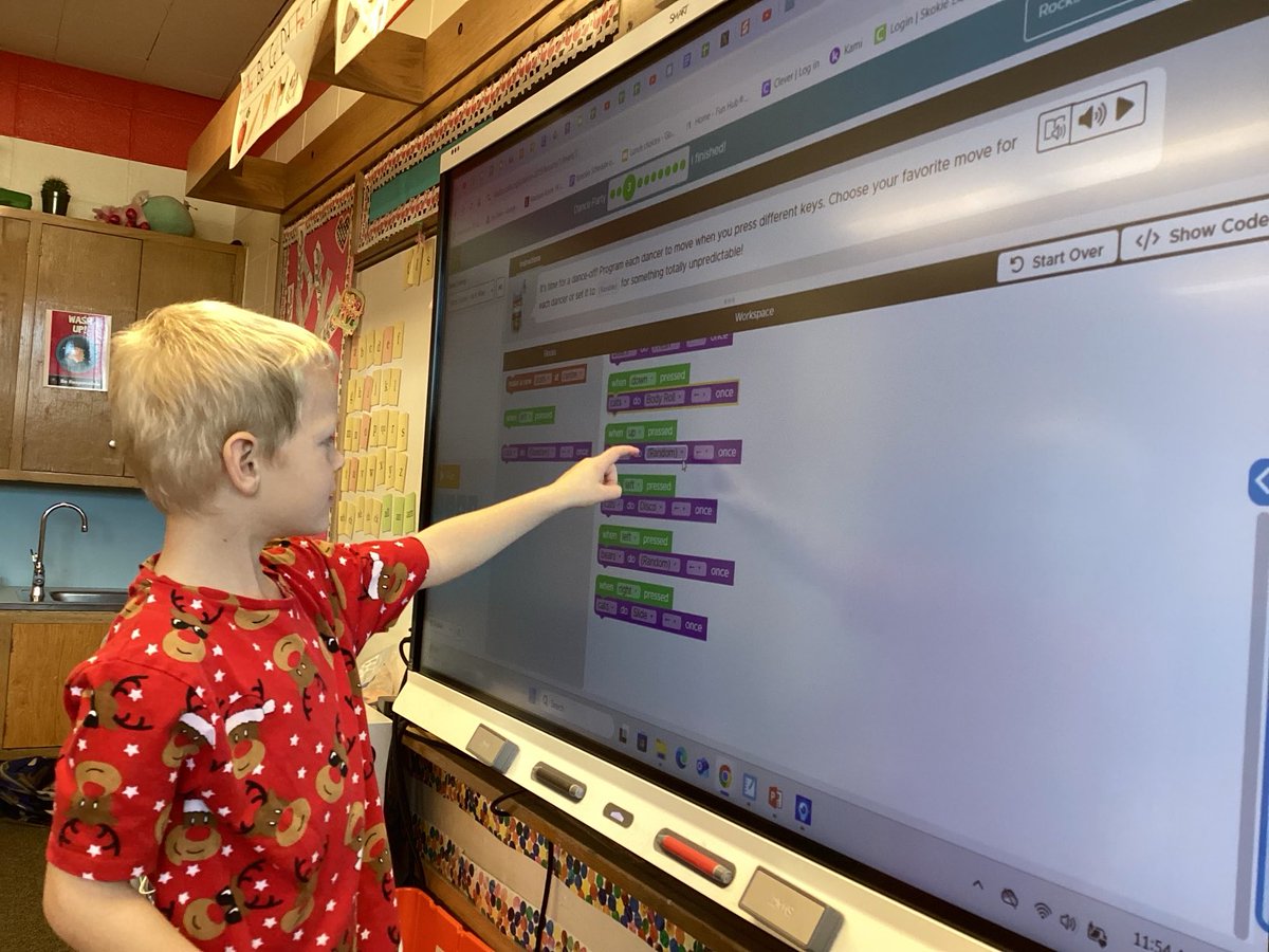RockinRoom5's tweet photo. We had so much fun creating new dance codes for the arrow keys' that we did it again! #HourOfCode #STEMD69 https://t.co/zoGQW5Sj8V