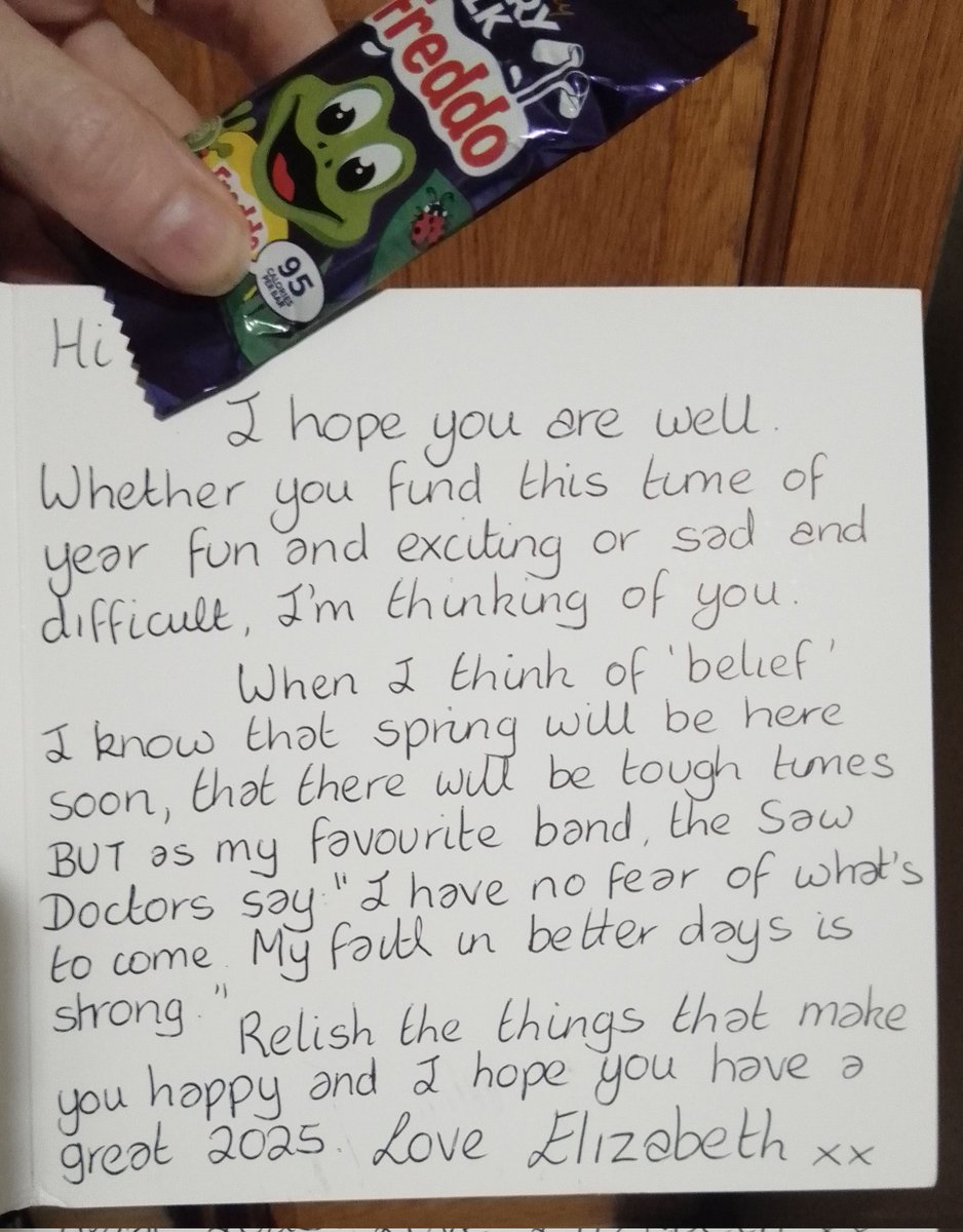 The #Winter #KindnessByPost has arrived. A beautiful card and emergency #chocolate 💕 Thank you Elizabeth, wherever you are.....