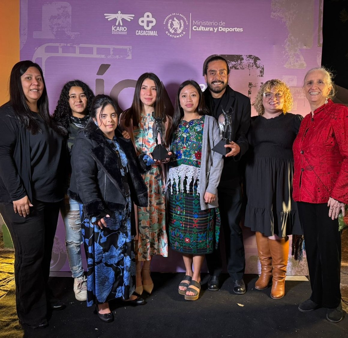 Gracias, <a href="/festivalicaro/">Festival Icaro</a>, por ser una vez más una ventana para el cine y el audiovisual, uniendo el arte y la cultura centroamericana. 

🏆Mención especial "Mejor largometraje ficción centroamericano"
🏆Premio "Mejor diseño de vestuario" 
🏆Premio del Público "Roberto Díaz Gomar"