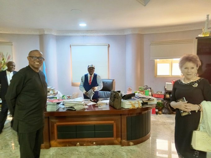 OurFavOnlineDoc's tweet photo. Peter Obi has gone to see Aare Afe Babalola in Ekiti State today. He has also gone to the Ekiti prison facility where Dele Farotimi is being imprisoned.

Earlier today, Dele Farotimi was paraded like a common criminal in handcuffs while he was being taken to court.

Nigerian Criminal Justice system - sadly confirming itself a display of national disgrace.