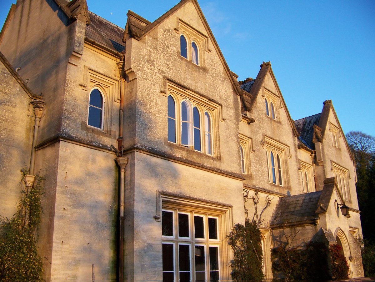 Ally Wilkes / AV Wilkes tweet media