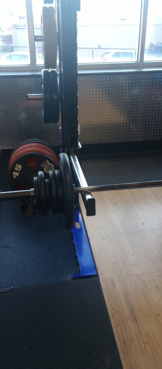 ShawnMcElhinney's tweet photo. On today's #HeavyDuty #pullworkout, I went ⬆️ in reps on all work sets.
+2 on cable pullovers
+2 on palms up pulldowns
+1 on Yates rack rows
Though graded an A, I ⬇️ it to an A- due to too many 10 sec pauses during the work sets because I was lacking in energy.
#Mentzer
#Yates https://t.co/sVyF3f6Nrv