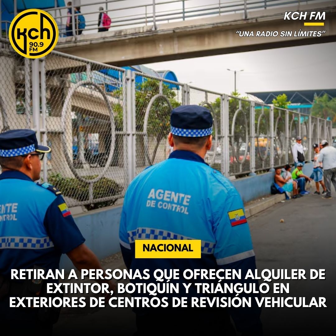 kchradio's tweet photo. La Agencia de Tránsito y Movilidad (ATM), con el apoyo de Segura EP y agentes de Control Municipal, retiró a personas que ofrecían servicios como cambio de focos o alquiler de extintores en los exteriores de los centros de Revisión Técnica Vehicular (RTV). 

Esta medida busca garantizar una experiencia segura y ordenada para los usuarios. La ATM también informó que hasta la fecha, 236,000 vehículos han cumplido con la matriculación, un 5% más que en 2023. 

Además, detalló los horarios de atención en los centros RTV para diciembre, incluyendo sábados y fechas especiales.