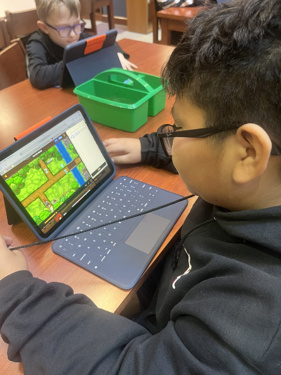 Vinton Library tweet media