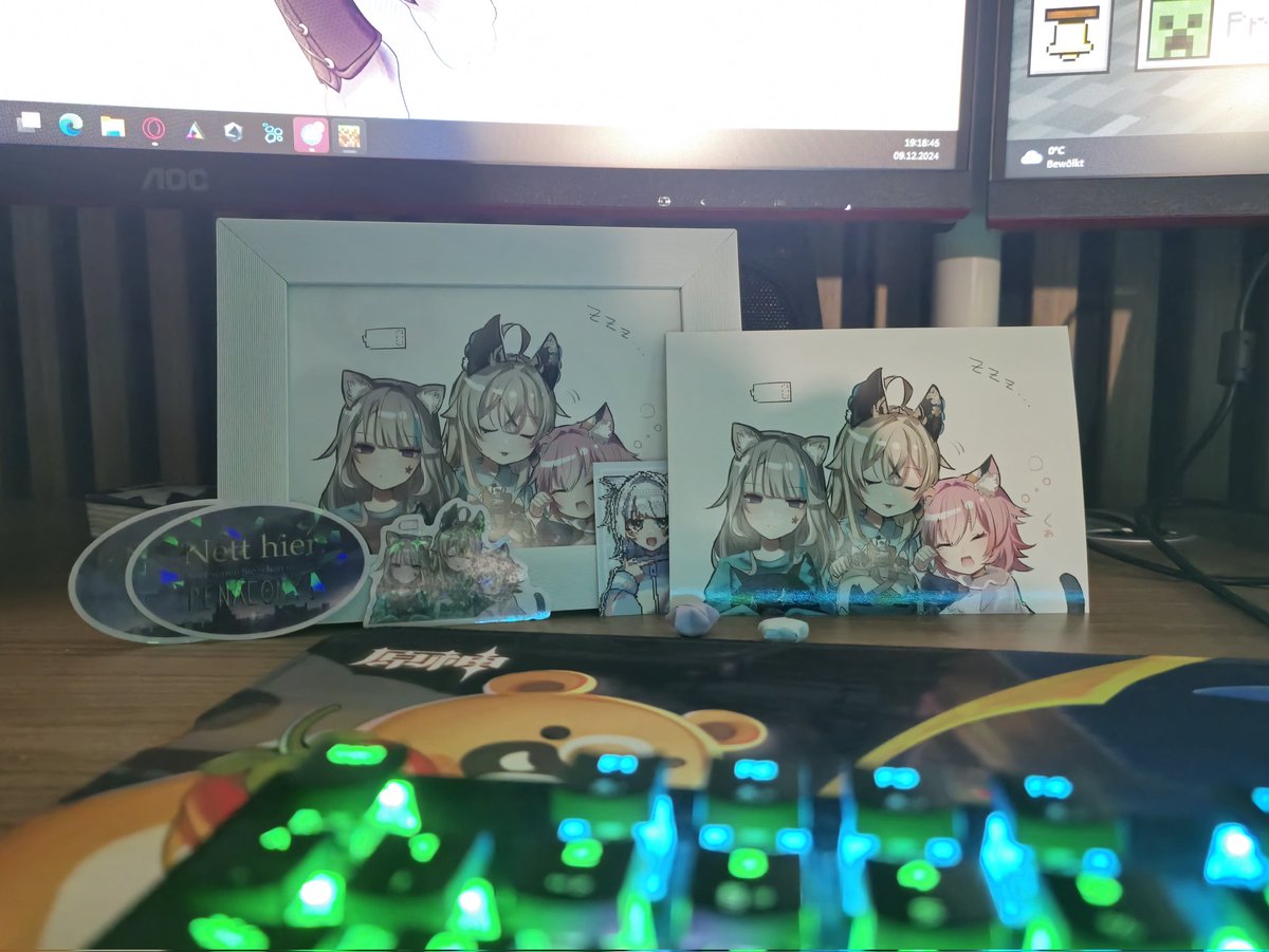 Yuzuchiro_VT's tweet photo. Danke an @mosticonaustria für dieses super Wochenende, hat sehr viel Spaß gemacht und danke an @MaikaOekaki für diese mega cuten Kärtchen 🐱 #MostiCon #Kirara #Lynette #Genshin #Diona #GenshinImpact #anime https://t.co/pgjRlTBXDb
