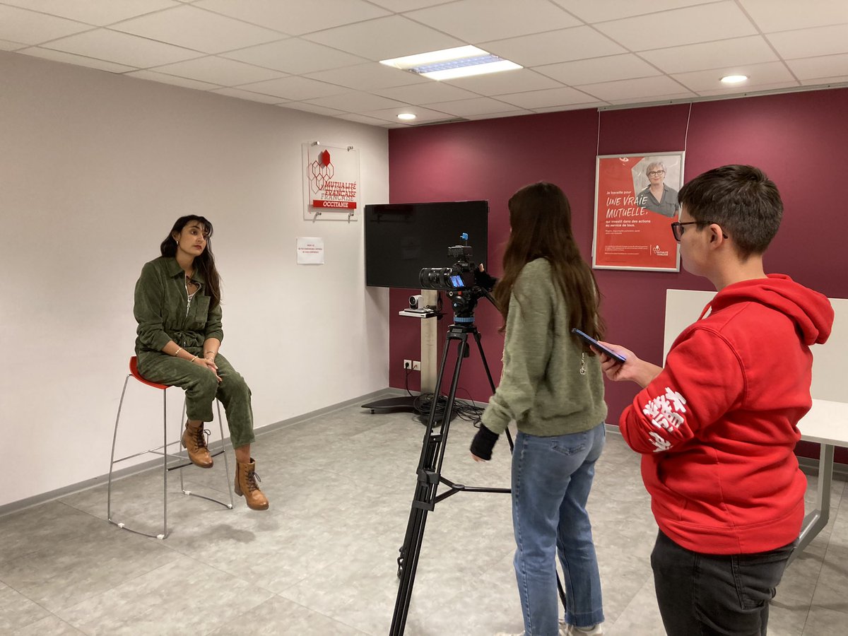 Raphaëlle Cadenas (@rcadenas34) on Twitter photo <a href="/myMetropolitain/">MÉTROPOLITAIN</a> en plein tournage à la <a href="/MutOccitanie/">Mutualité Française Occitanie</a> sur la thématique « les enfants face aux écrans » rdv à la conférence jeudi 9h30 à la maison pour tous louis feuillade avec <a href="/Montpellier3m/">Montpellier Métropole</a> <a href="/Heraultinfos/">Département de l'Hérault</a> <a href="/OlivierDufour_/">Olivier Dufour</a> <a href="/myMetropolitain/">MÉTROPOLITAIN</a> en plein tournage à la <a href="/MutOccitanie/">Mutualité Française Occitanie</a> sur la thématique « les enfants face aux écrans » rdv à la conférence jeudi 9h30 à la maison pour tous louis feuillade avec <a href="/Montpellier3m/">Montpellier Métropole</a> <a href="/Heraultinfos/">Département de l'Hérault</a> <a href="/OlivierDufour_/">Olivier Dufour</a>