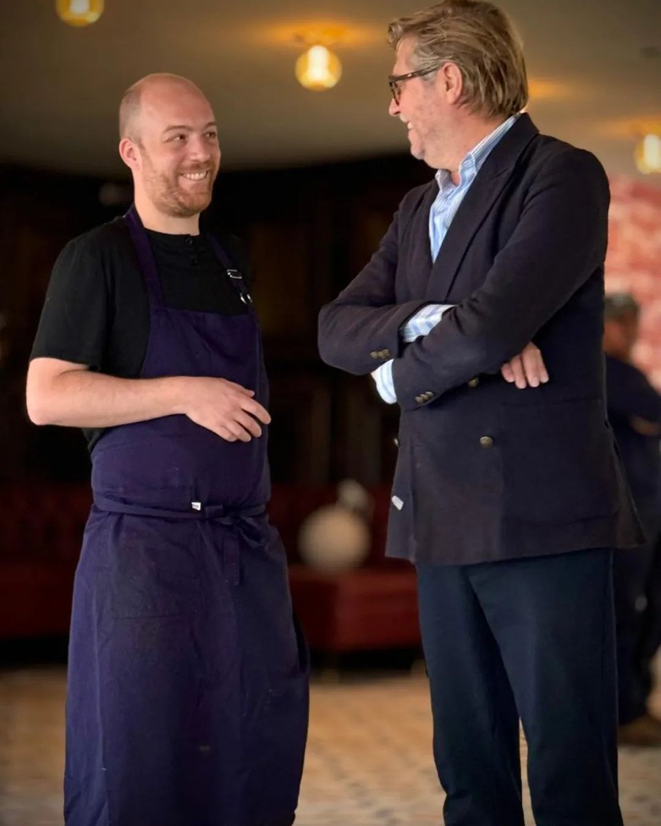 bistro44polanco's tweet image. Nuestro @chef_corentin y @dirkjankinetinteriors estaban en esta foto afinando los últimos detalles para el gran día de nuestra apertura.

Reserva en el link de nuestra bio o comunícate al 55-5922-7101 o envíanos un mensaje.

#chefs #openning #polanco #restaurantes