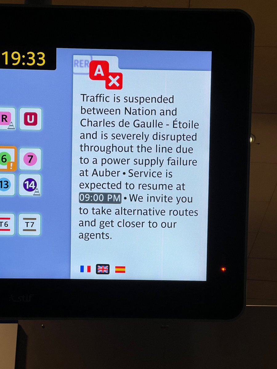 BenjaminDoerr1's tweet image. “invite you to get closer to our agents” 😂  #RERA