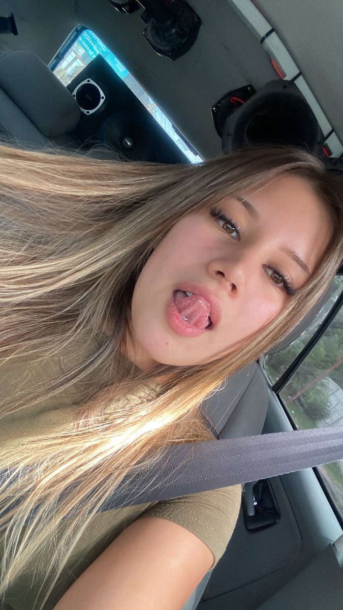 Any men out there still find an all natural woman attractive? 🫣 https://t.co/bAXvVS4me7