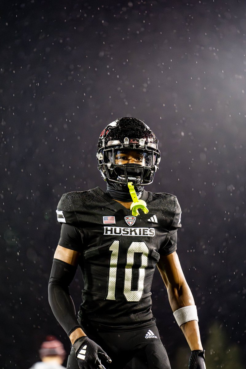 Kyle Thomas tweet media