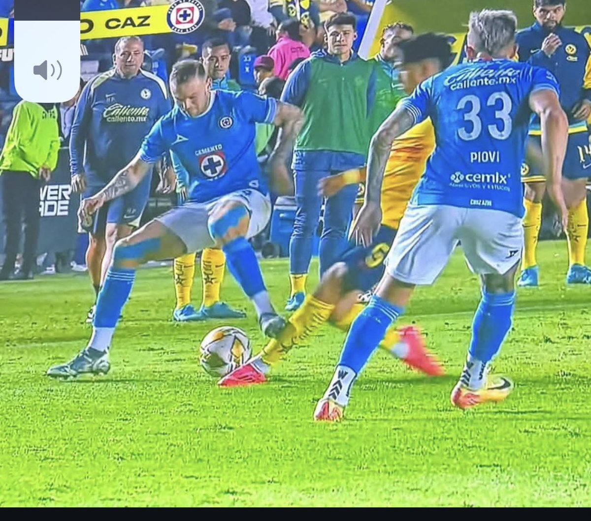 Spicbot's tweet image. A si pendejo? Y de esta no habla nada los pinches chemos