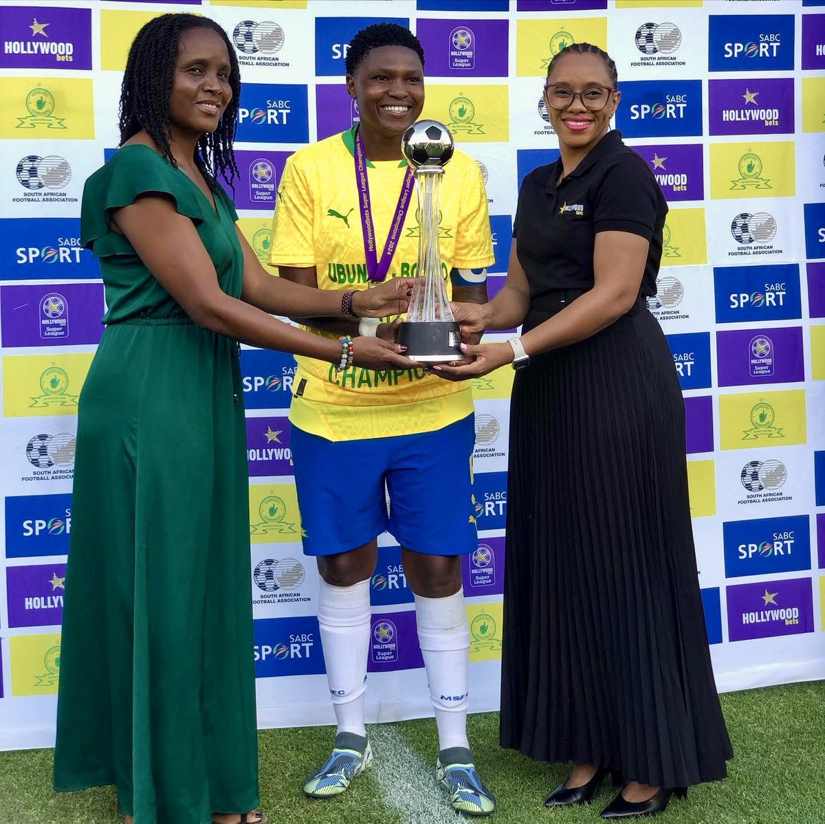 Zanele Madonsela5 tweet media