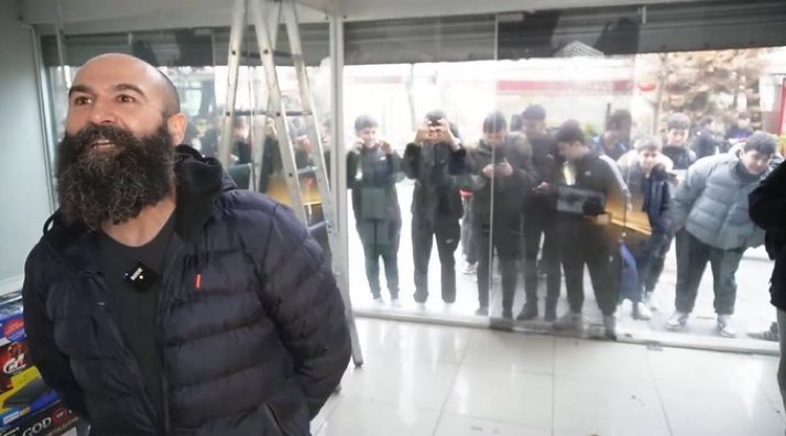 bendrakeciyim's tweet photo. belki karı kız beğenir diye attığımız storynin beğeniler https://t.co/Jk5vYIl9Ls
