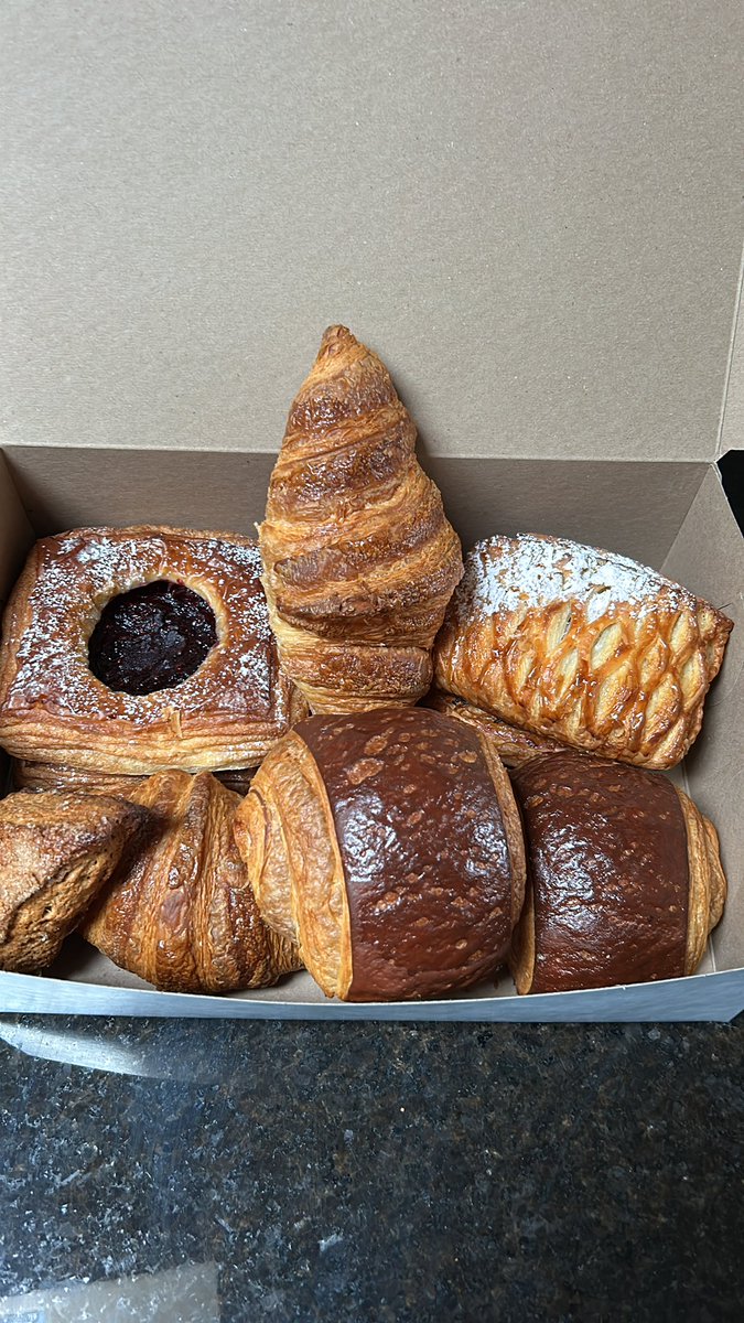 Por muchas cosas me gusta Canadá, pero el pan acá es una cosa muy diferente y deliciosa.