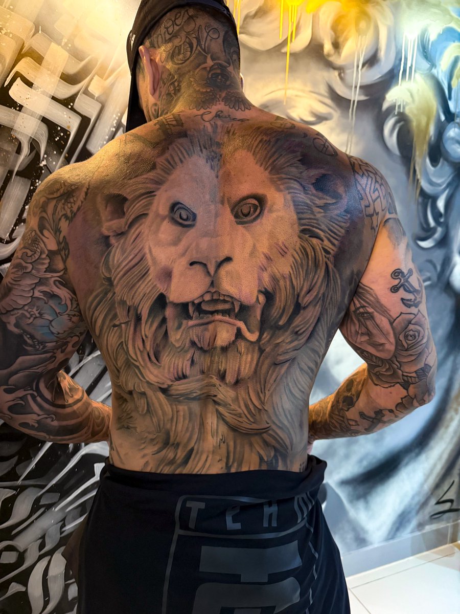 adofranco's tweet photo. Retoque na tattoo https://t.co/IghHedBQAa