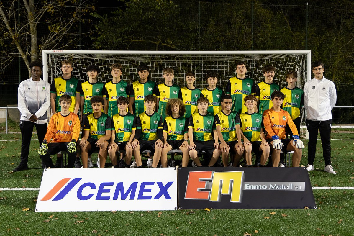 CADET B
Un dels equips que tenen una temporada dura i per a curtir-se. Són tots de primer any i treballen fort per a que no es notin les diferències d'edat al camp. Els entrenen el Conrad i el Nil. Força Cadet B!