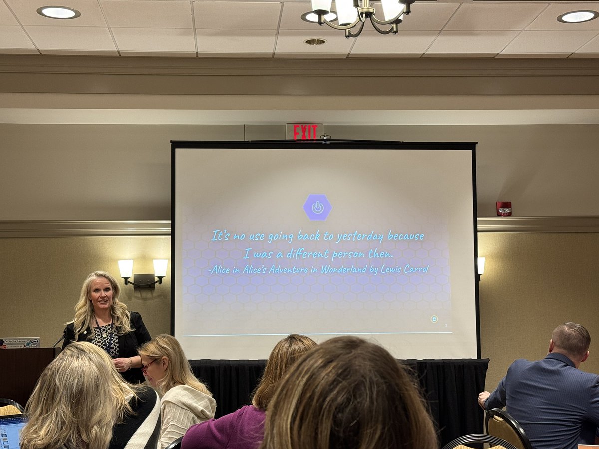 Standing Room Only for the awesome <a href="/holliewood24/">Hollie Woodard</a> &amp; Literacy Bootcamp! #SASinstitute2024