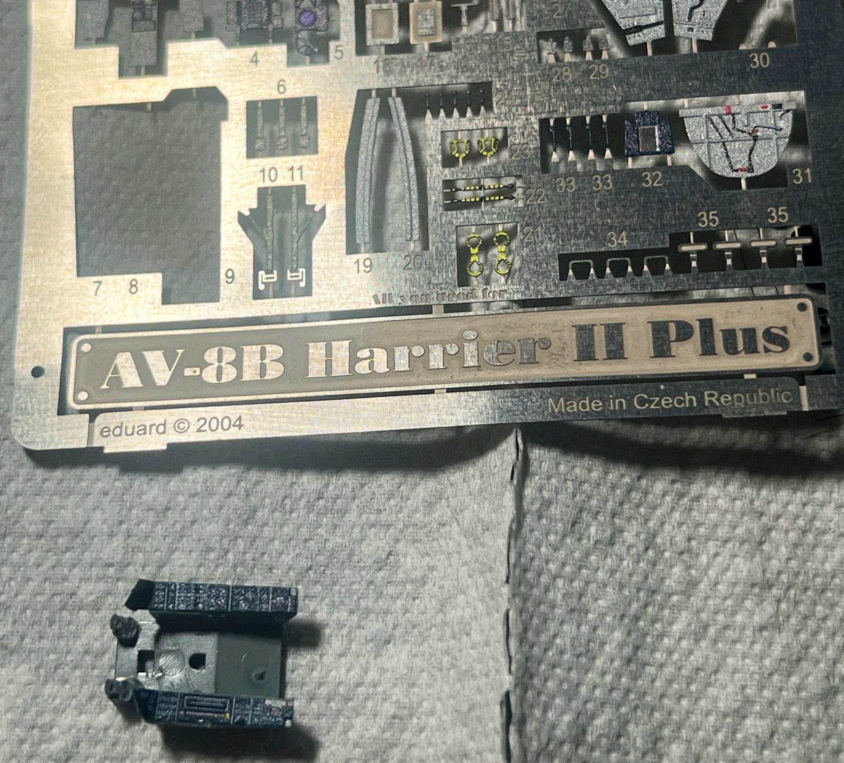 KTMatjOliva's tweet photo. So sorry guys, I said no extra parts, but today I found photo edge parts in my stock for Harrier🤣🤔 #harrier #scalemodel #scalemodeller #iamidiot #jffscalemodels https://t.co/PFFIJBQmYd