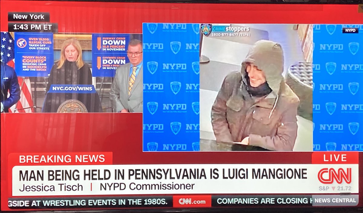 OkGenocidBoomer's tweet image. A FUCKN MCDONALDS EMPLOYEE called in the tip that lead to him being caught. #BoycottMcDonalds 

#deny #defend #depose