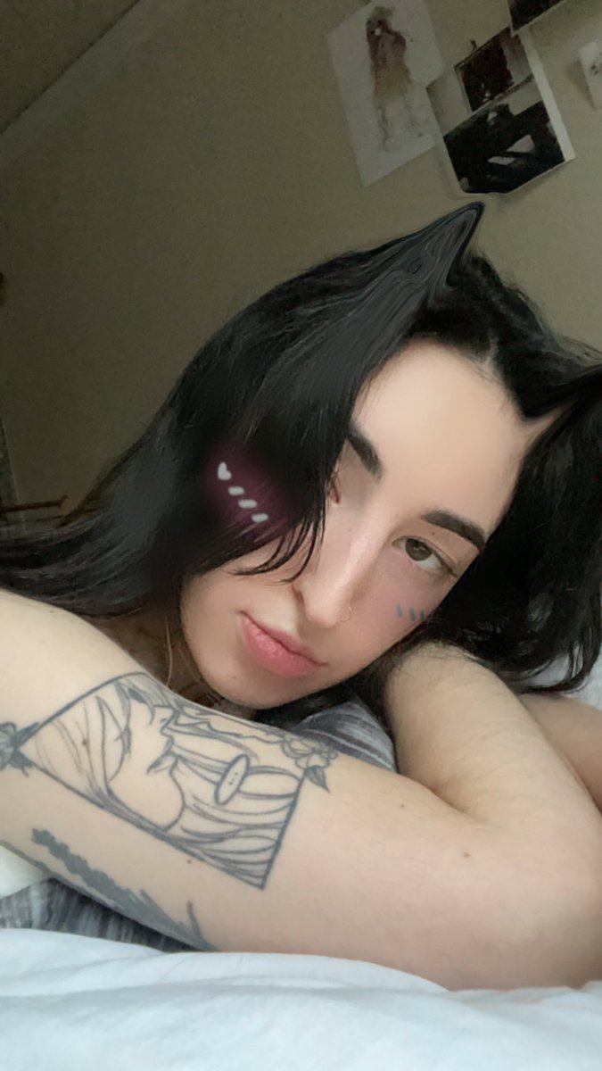 _marikatz's tweet photo. Streaming on twitch at 12pm PST, come hang out! We’ll be doing a co working stream today :)

https://t.co/VaXFIf2hMm https://t.co/yZEDp1LP65
