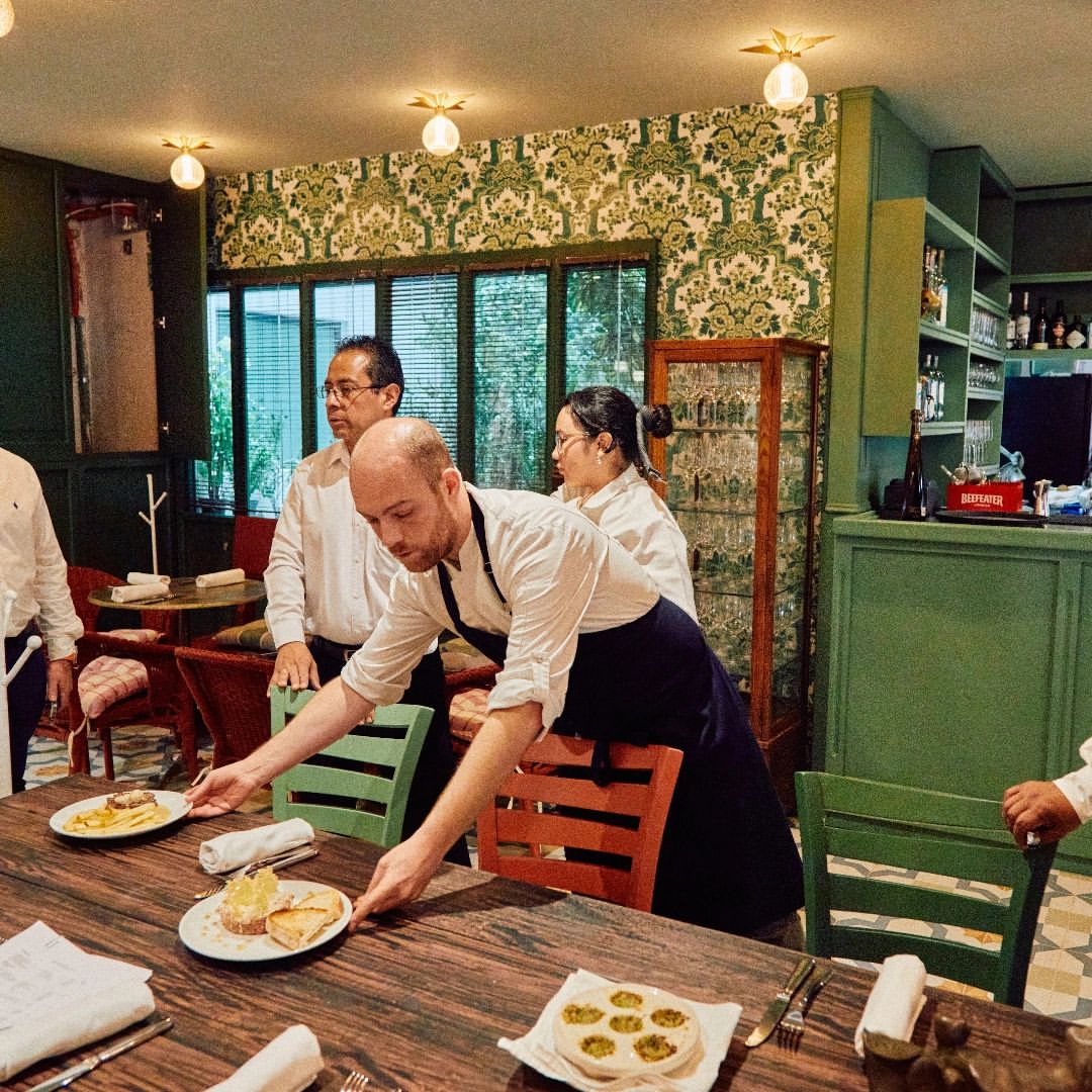 bistro44polanco's tweet image. Nestro Chef Corentin estaba en está foto en las últimas pruebas antes de abrir las puertas de #Bistrō44

#openning #polanco #gastronomia #chefslife #cocinagourmet #restaurantescdmx #saturday #saturdaymood