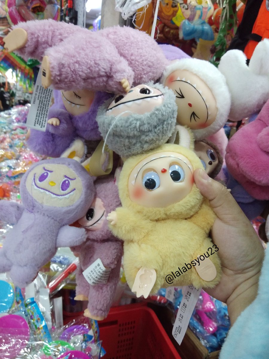 lalalily08's tweet image. Laboligtad haha anu ba yan anyare kay LaMuMu haha nakita ko sa Divisoria 🤣🤣🤣
#labubuthemonsters 
#labubutrend 
#labubucollection