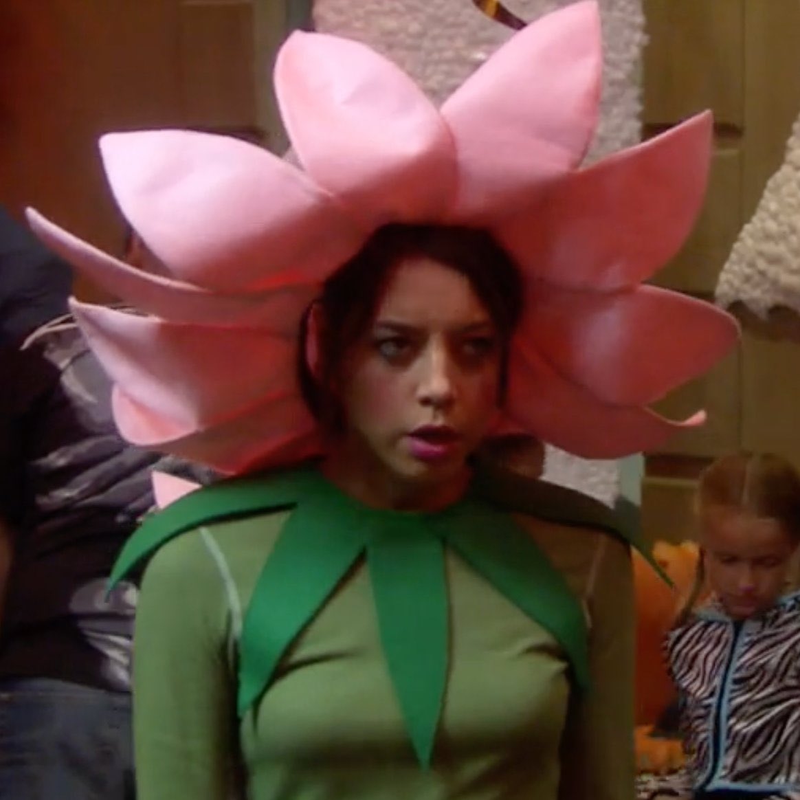 HAHNNL3G4CY_'s tweet image. full circle