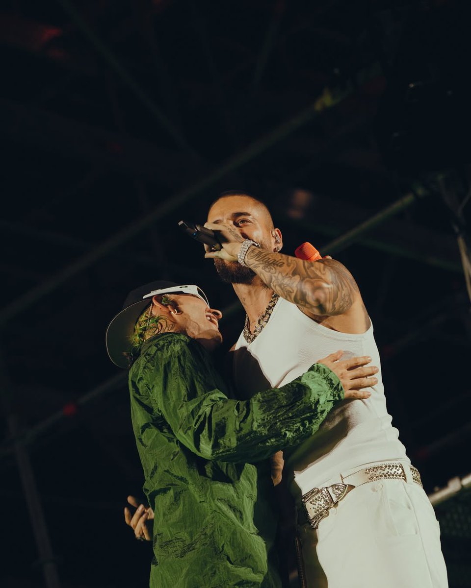 gutsferxxo's tweet photo. VIVAN LOS HOMBRES (feid y maluma) https://t.co/MPPcm6w8Vg