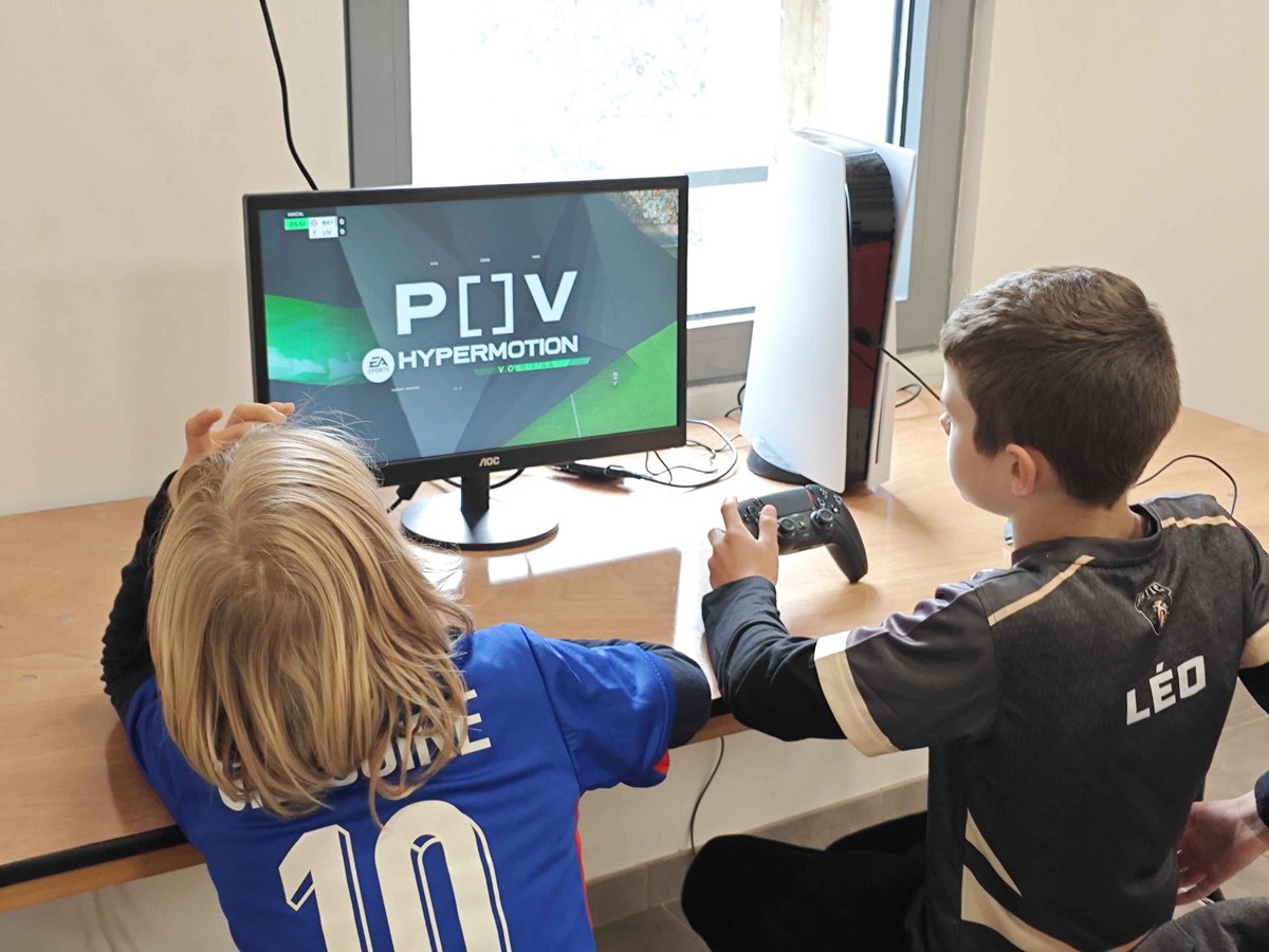 Antic ESC tweet media