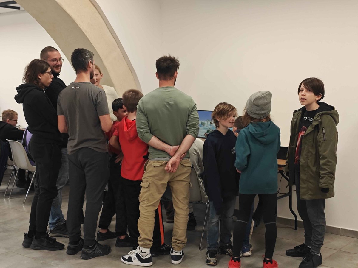 Antic ESC tweet media