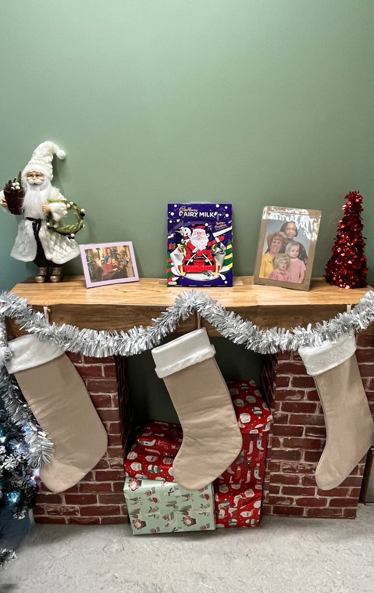 When the team on 14b get creative, fireplace inclusive of family photos 🙈