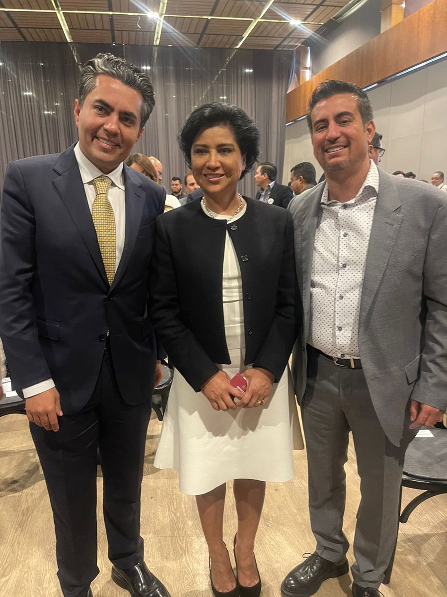 La coordinación entre municipios metropolitanos es fundamental para hacer planes de desarrollo urbano que permitan resolver  problemas comunes con soluciones conjuntas. 

Presente en el Encuentro Nacional Parlamentario de las Megalópolis