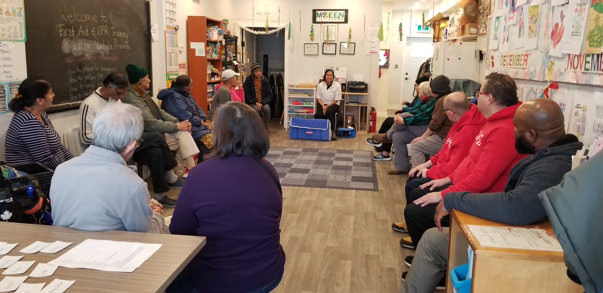 MoeenCentre's tweet photo. This Saturday, we had a First Aid and CPR training workshop for our seniors!
The seniors had the opportunity to learn about it and were very keen on learning. 
#firstaidcpr #firstaidcpraedtraining #trainingseniors https://t.co/UM13KvF28Y