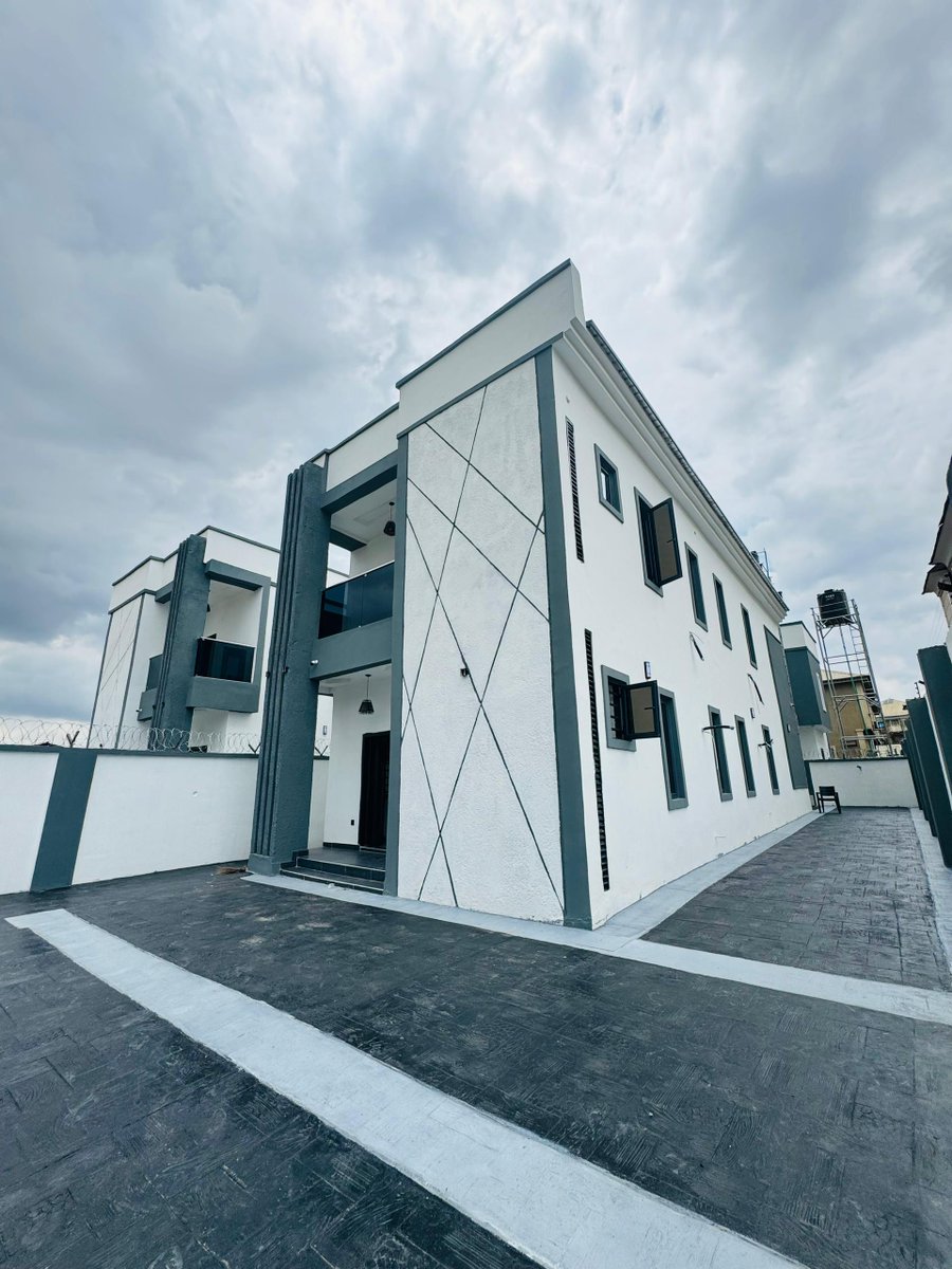 NimbleCasa's tweet photo. You don't need to break the bank to invest in a property🔥
This NEWLY BUILT 4 BEDROOM FULLY DETACHED DUPLEX is currently on the market for 180 Million Naira ONLY.

📍AbuleEgba, Lagos
Title: Certificate Of Occupancy

For Property viewing/Inspection
Call: +2349168584819

#lagosprop https://t.co/3NpbzcEyhV