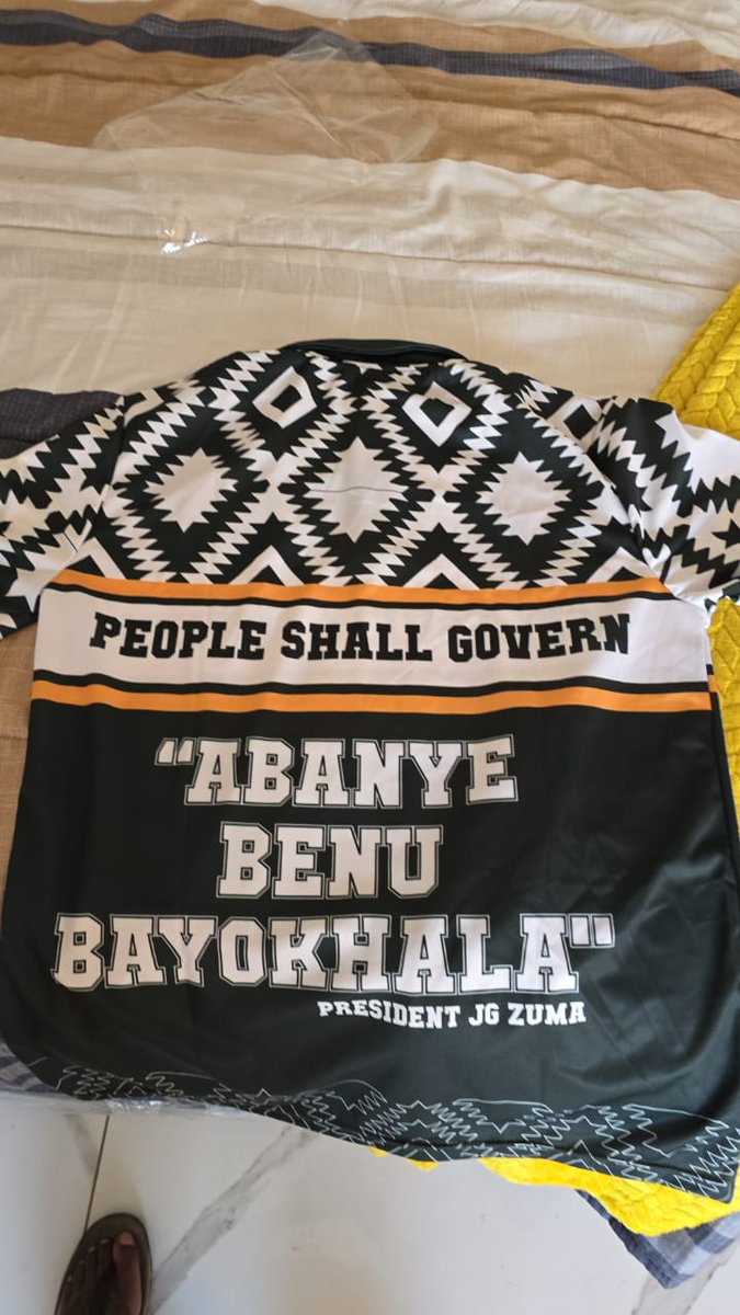 Absolute_Kganki's tweet photo. Let's go and fill up Moses Mabhida stadium comrades, on the other hand kindly locate this regalia for us. 📣 

#ReclaimingSouthAfrica #FillUpMabhida #MKPartyAnniversary #UnityInDiversity https://t.co/wycnzYcYb7